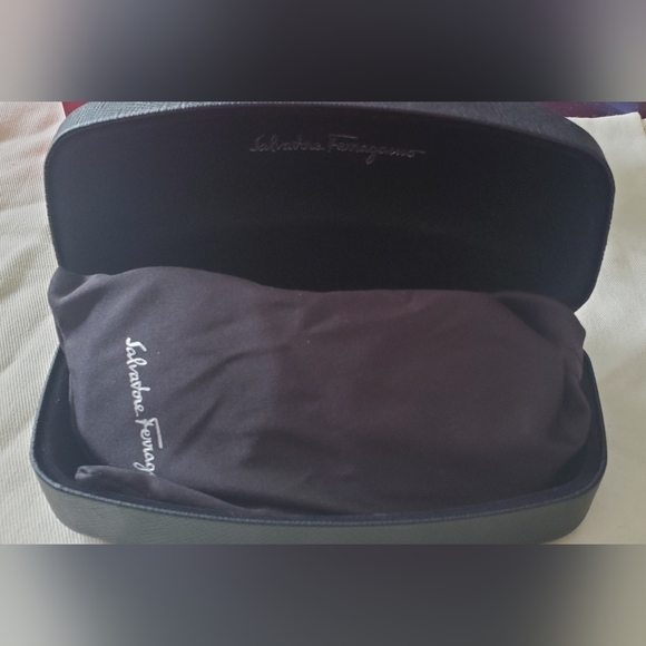 Salvatore Ferragamo Sun Glasses - Picture 12 of 13